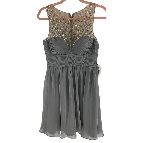 Lord & Taylor Dresses & Skirts - SOLD NWT Lord & Taylor JS Collections Women's Size 6 Silver Sequin Dress